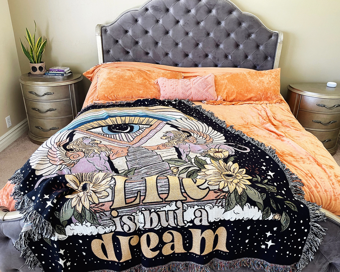 LIFE IS BUT A DREAM // WOVEN FRINGE BLANKET
