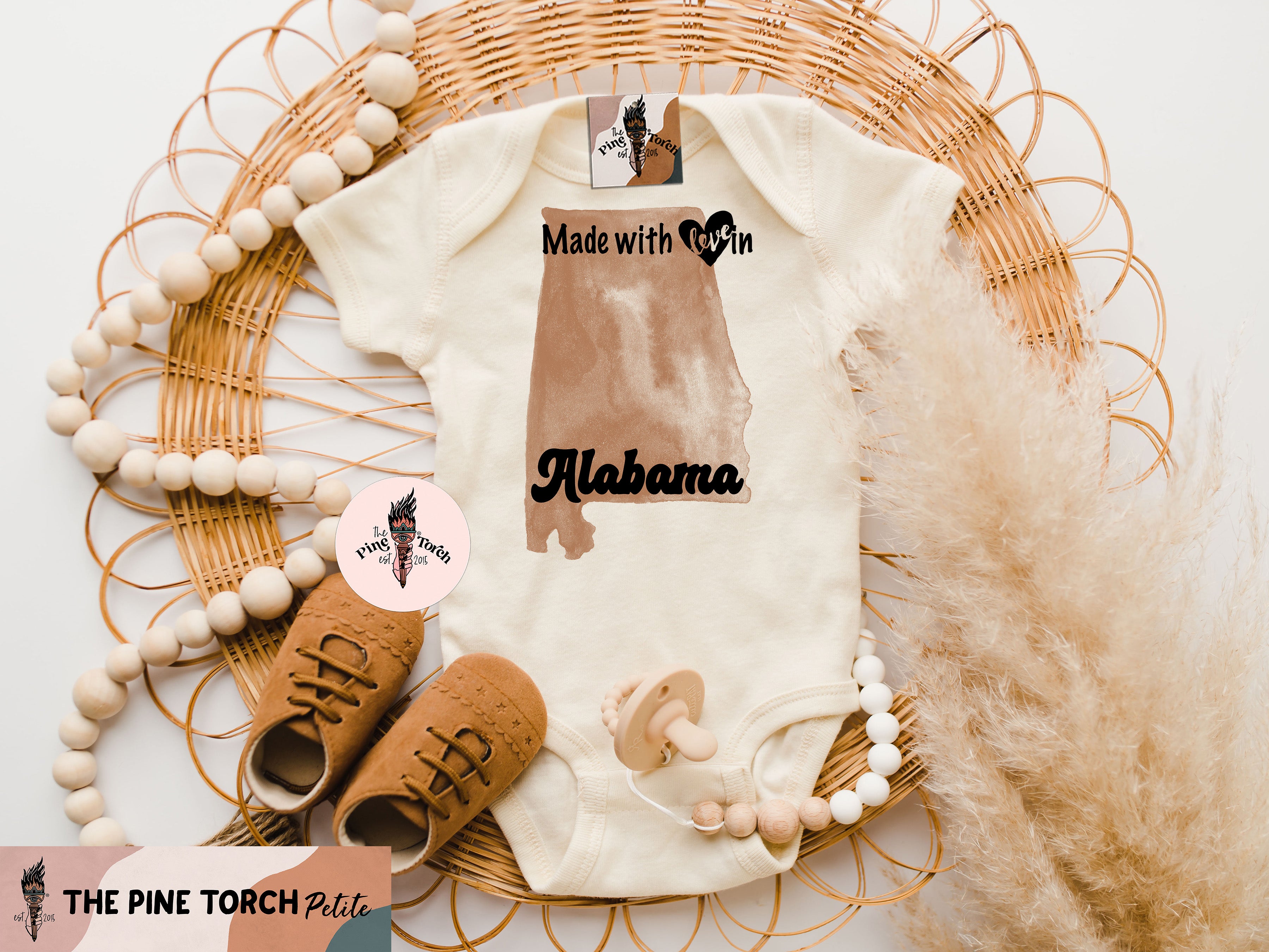 « MADE WITH LOVE IN ALABAMA » BODYSUIT