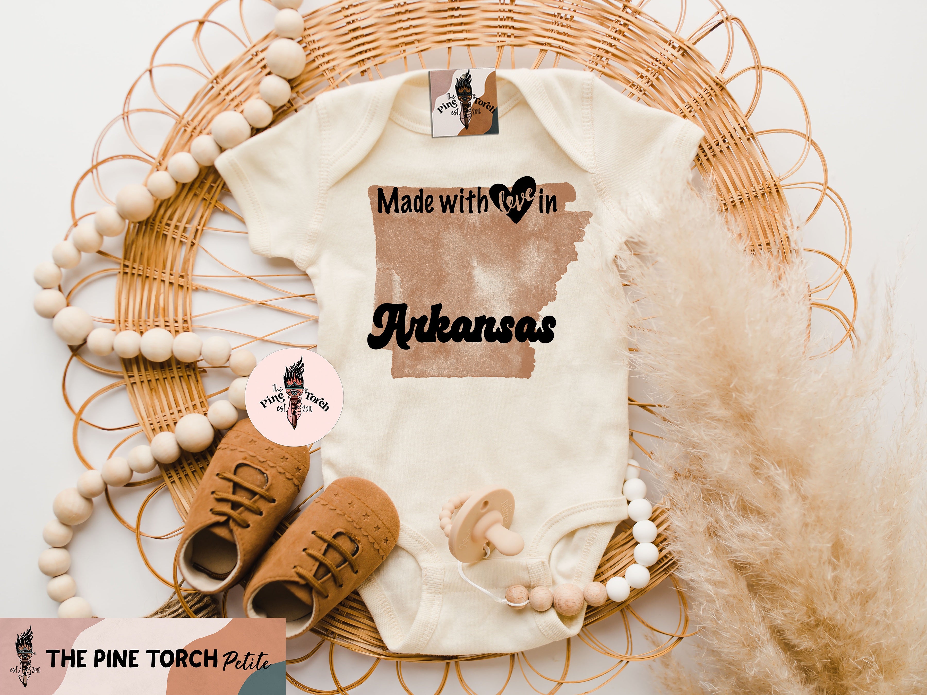 « MADE WITH LOVE IN ARKANSAS » BODYSUIT