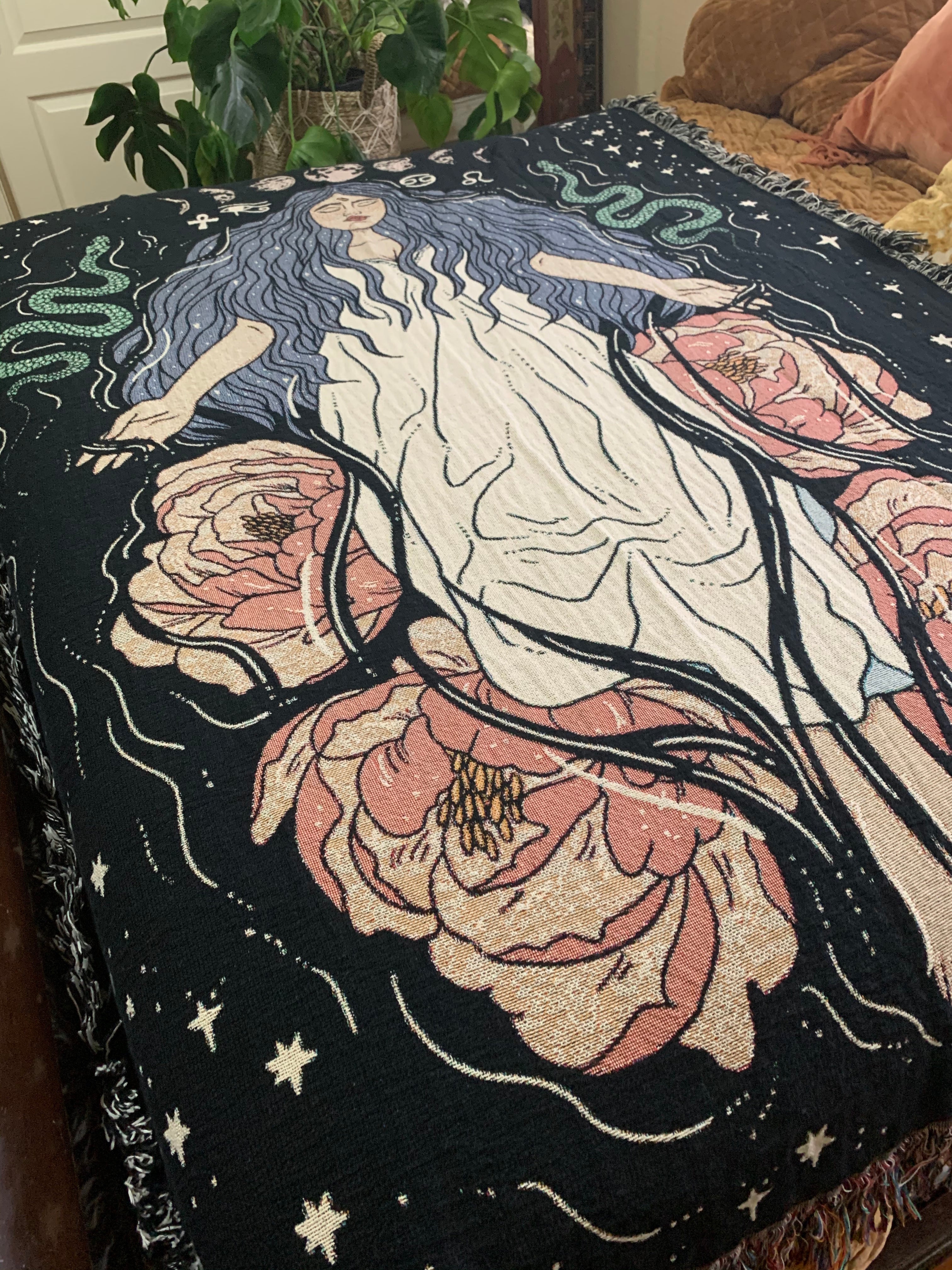 AWAKENING // WOVEN FRINGE BLANKET