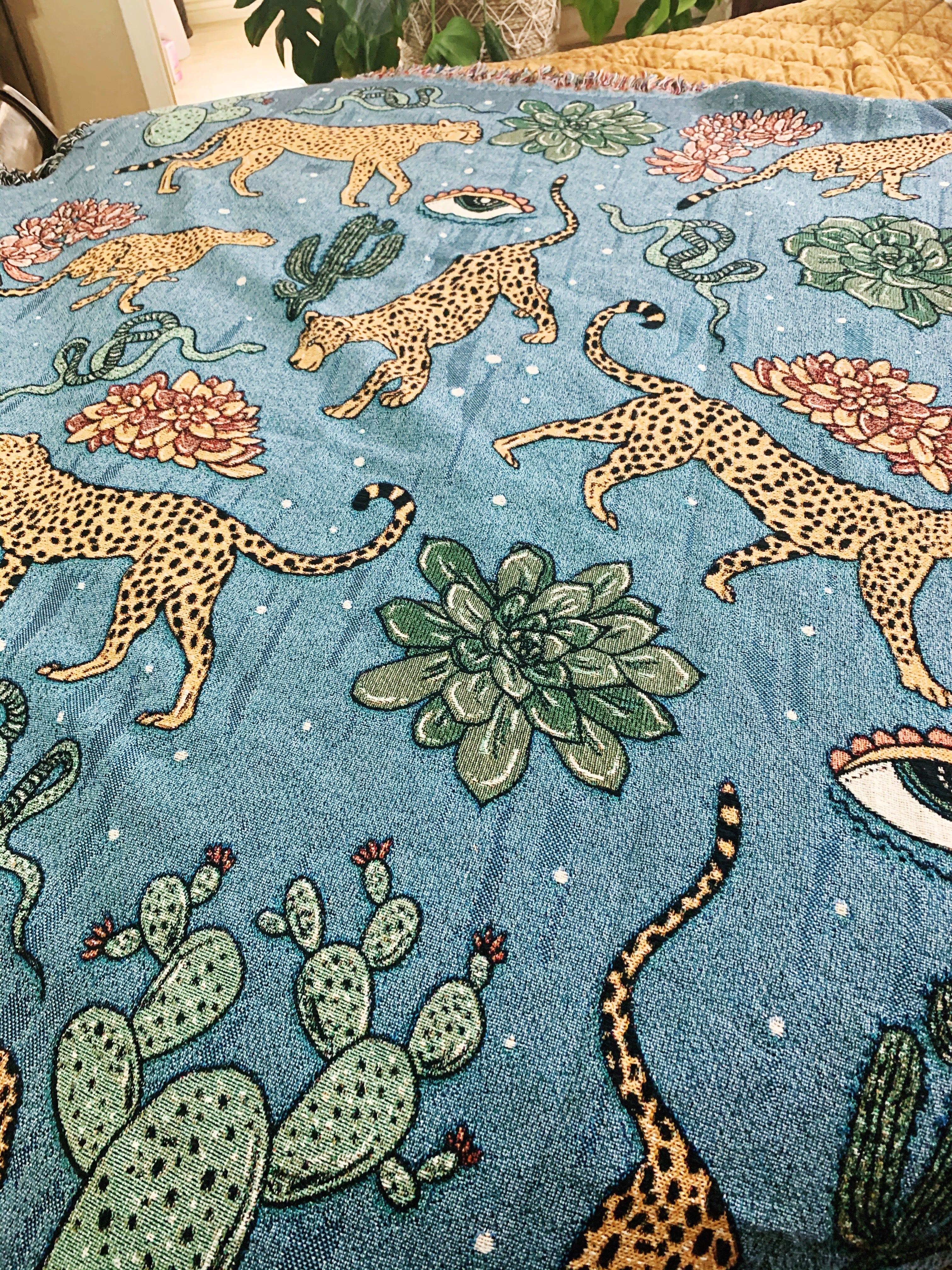 DESERT LEOPARD // WOVEN FRINGE BLANKET