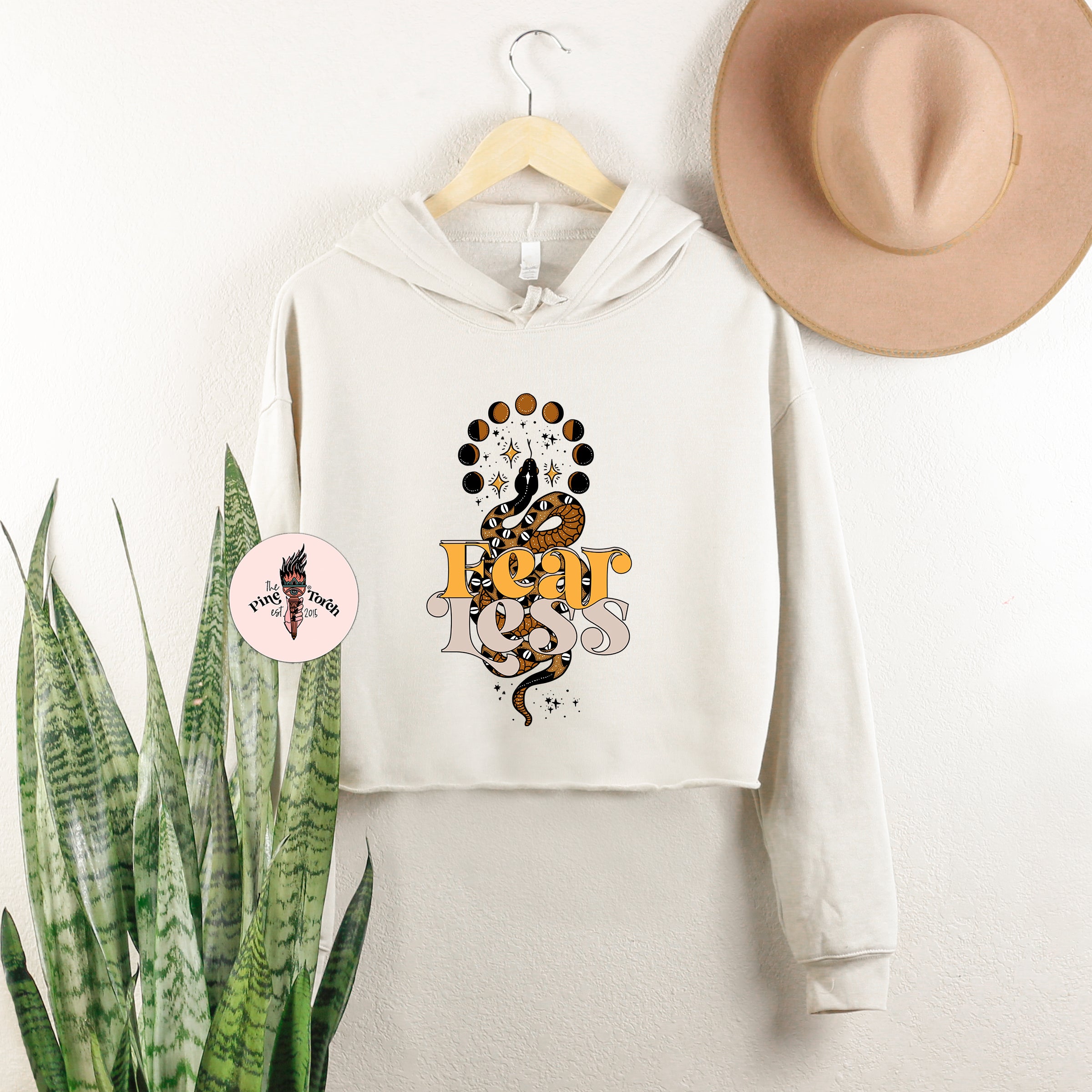 FEARLESS // CROP HOODIE