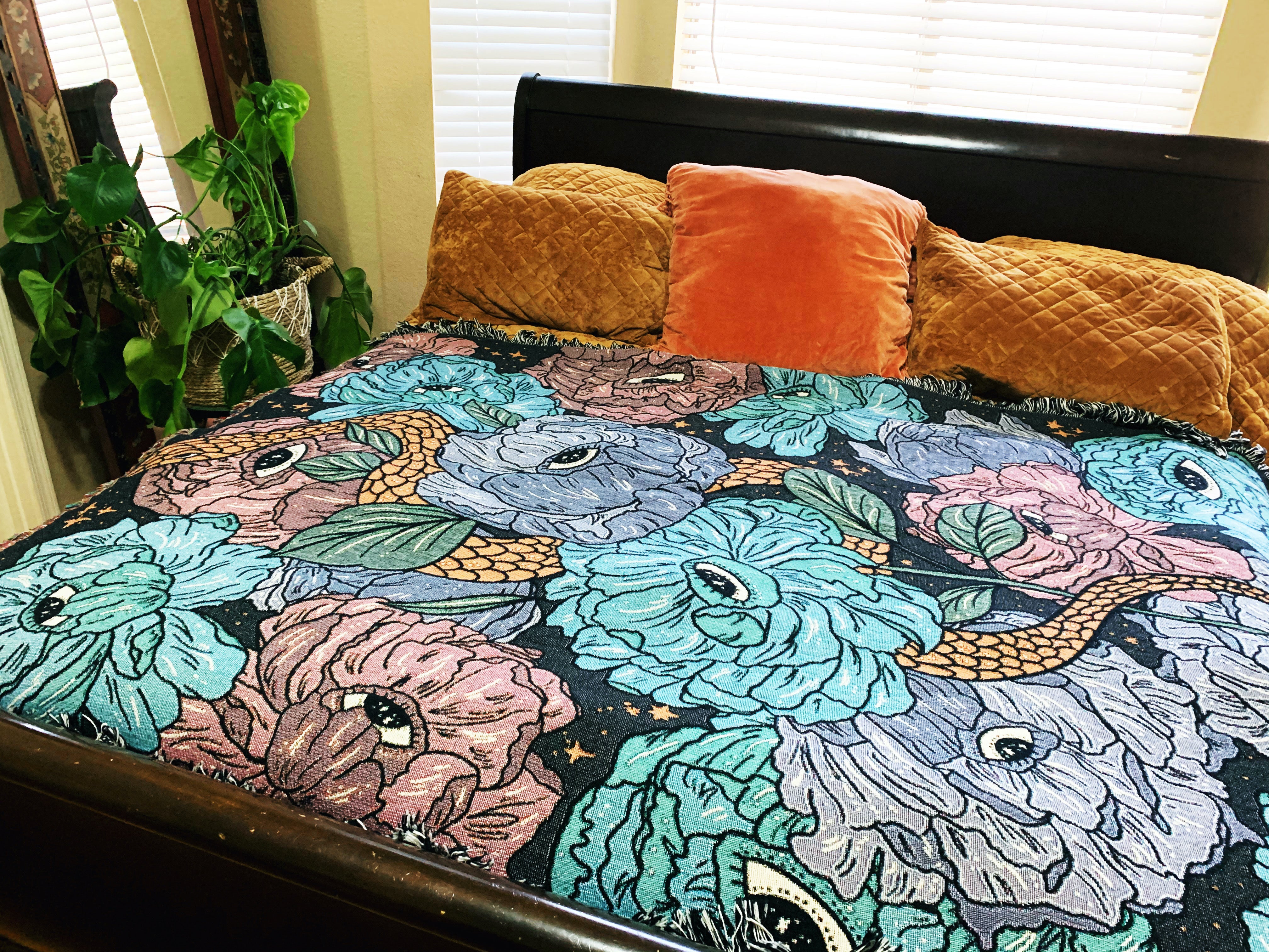 GOTHIC FLORAL // WOVEN FRINGE BLANKET