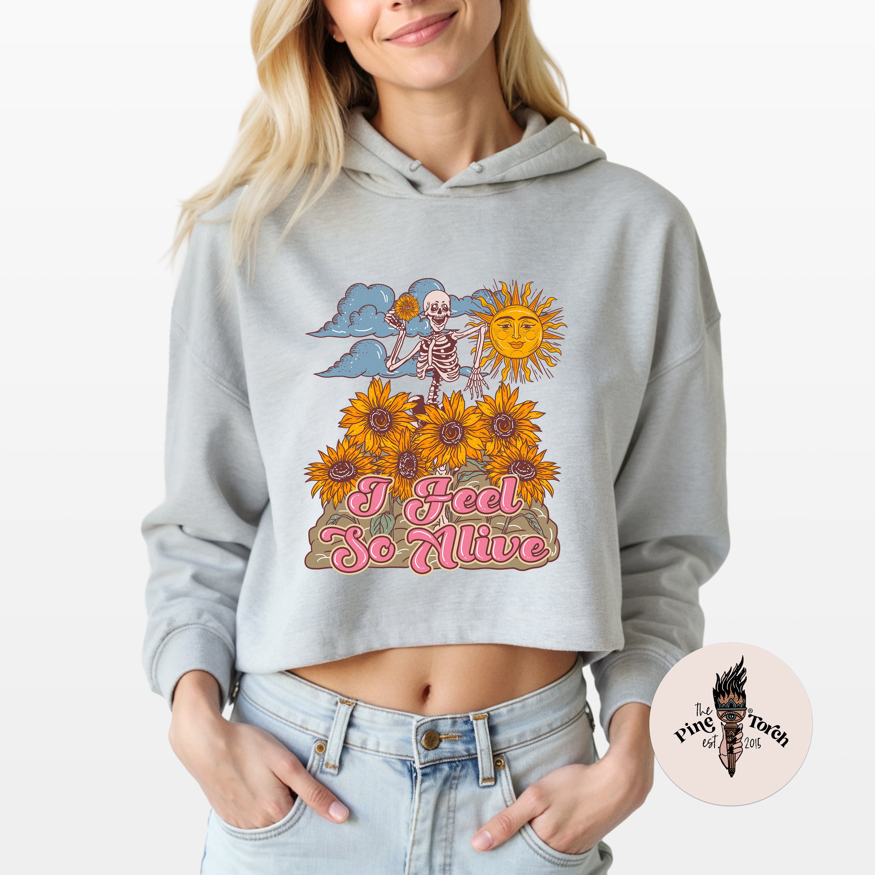 I FEEL SO ALIVE // CROP HOODIE