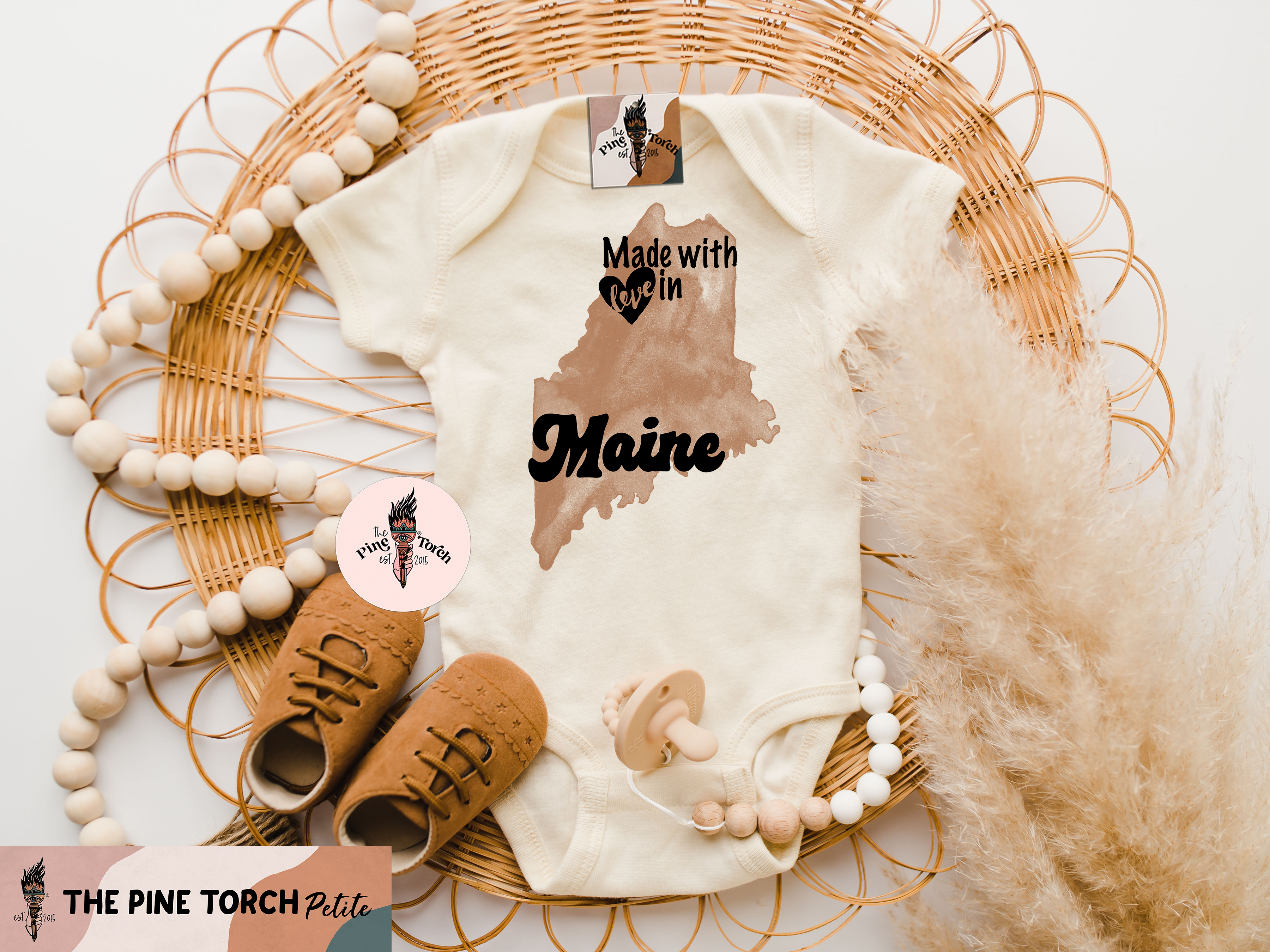 « MADE WITH LOVE IN MAINE » BODYSUIT