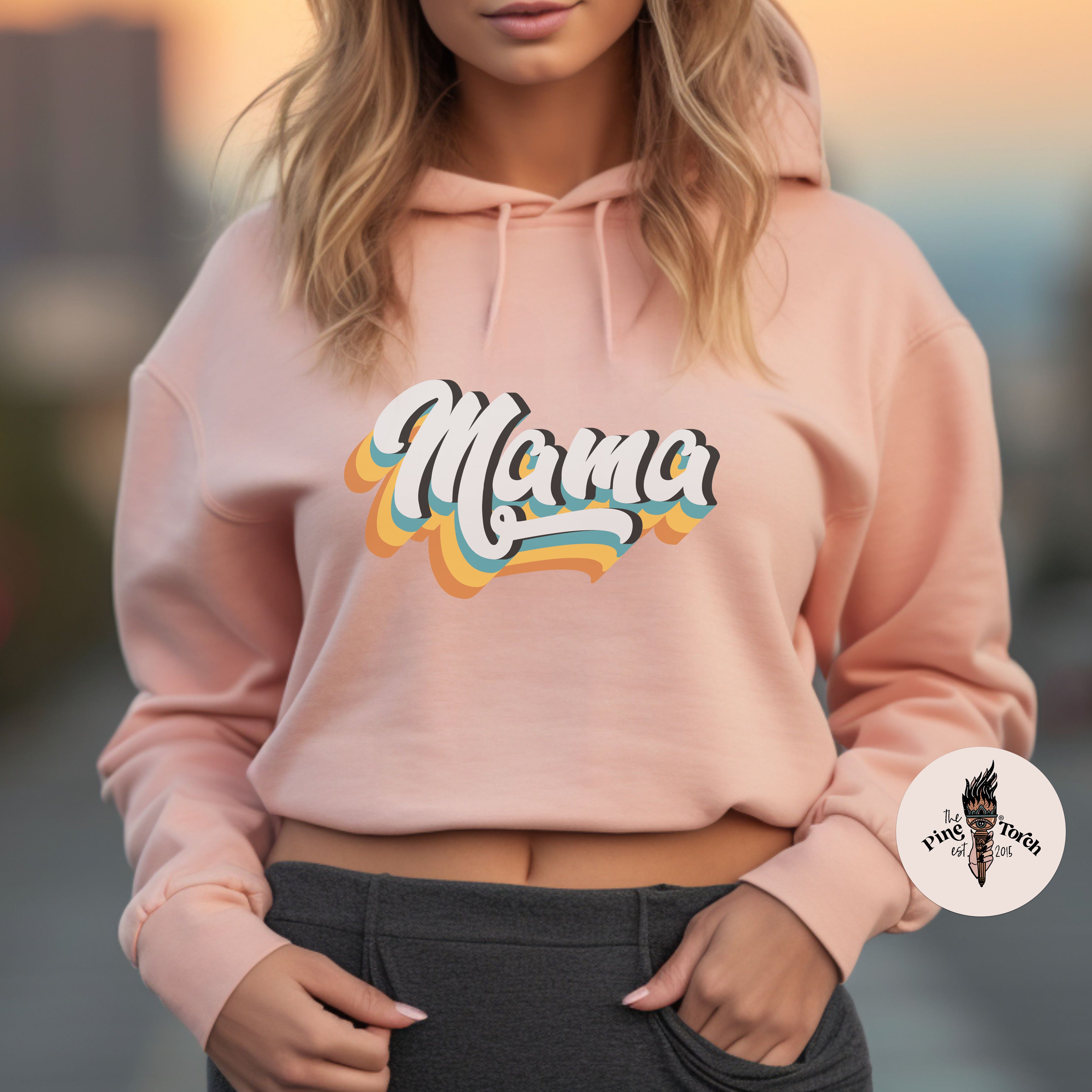 MAMA RETRO // CROP HOODIE