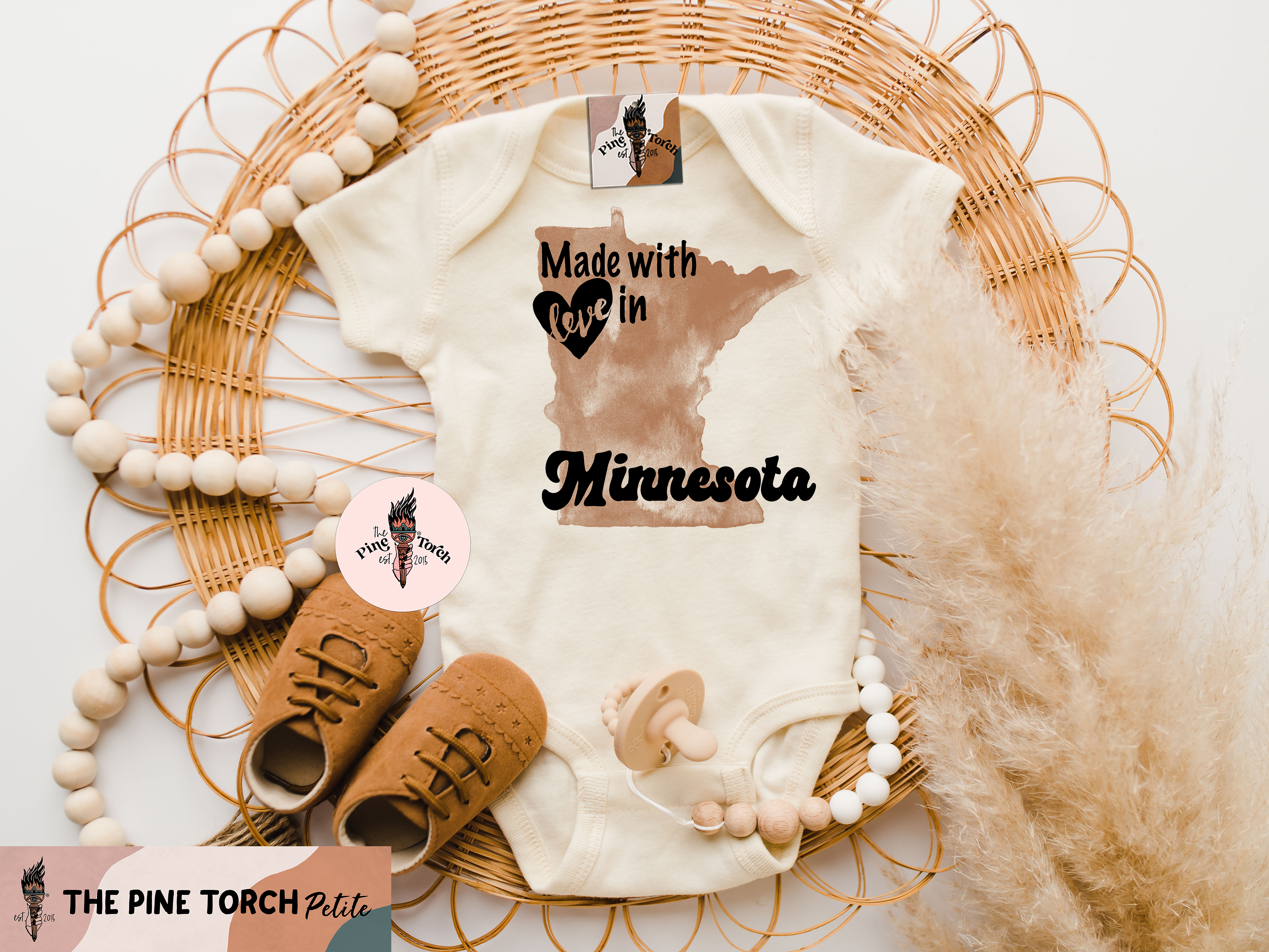 « MADE WITH LOVE IN MINNESOTA » BODYSUIT