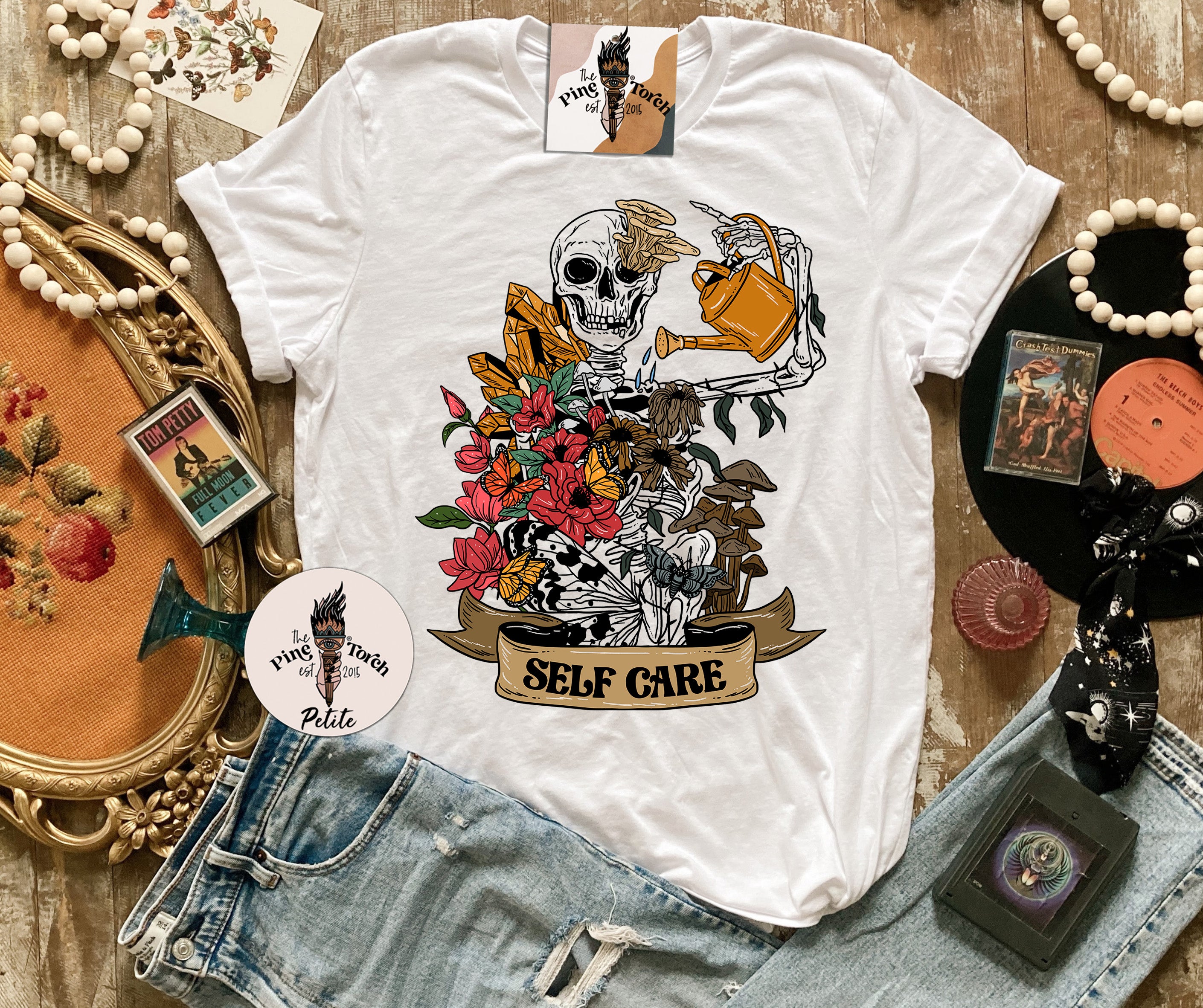 « SELF-CARE SKELETON » UNISEX TEE