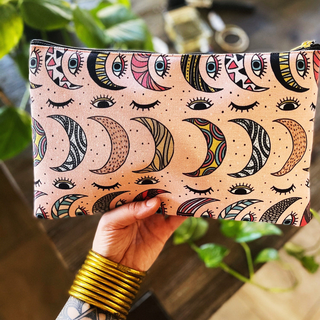 EYE OF THE MOON // COSMETIC ZIP POUCH