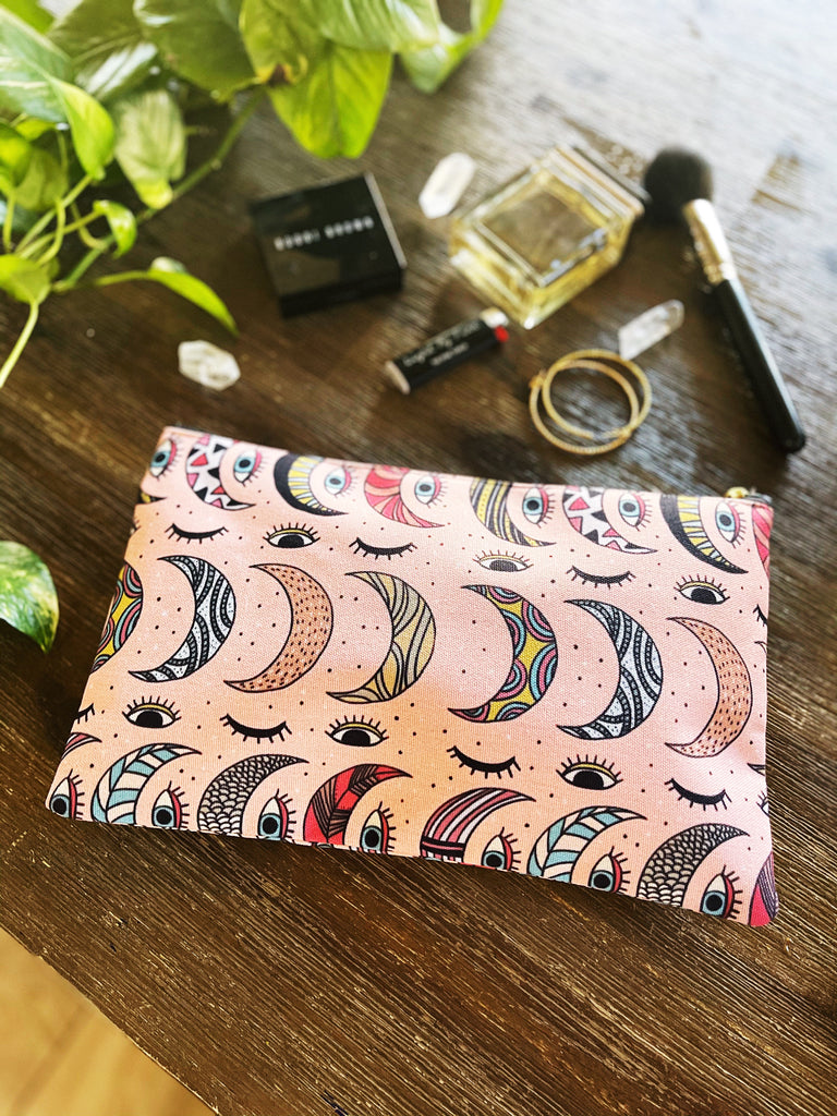 EYE OF THE MOON // COSMETIC ZIP POUCH