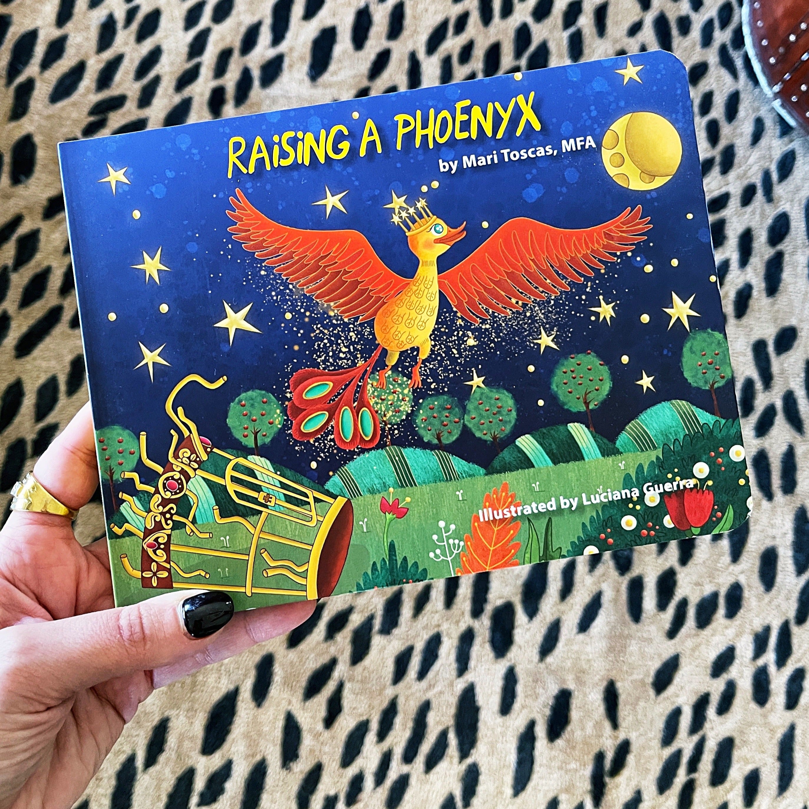 « RAISING A PHOENYX » BOARD BOOK