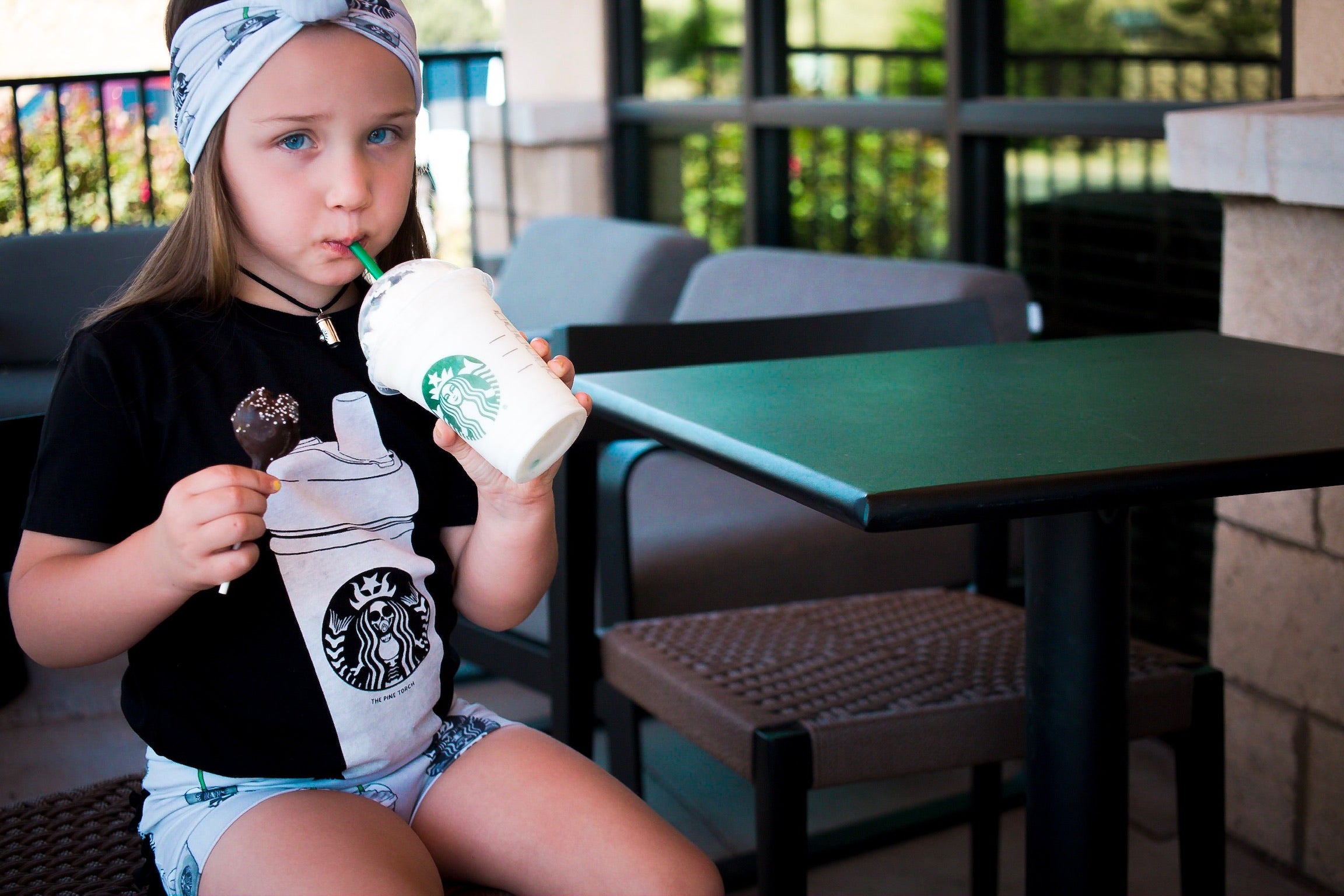 SPECIAL EDITION « COFFEE MUSE BOX » TEE, BLOOMERS, TOPKNOT