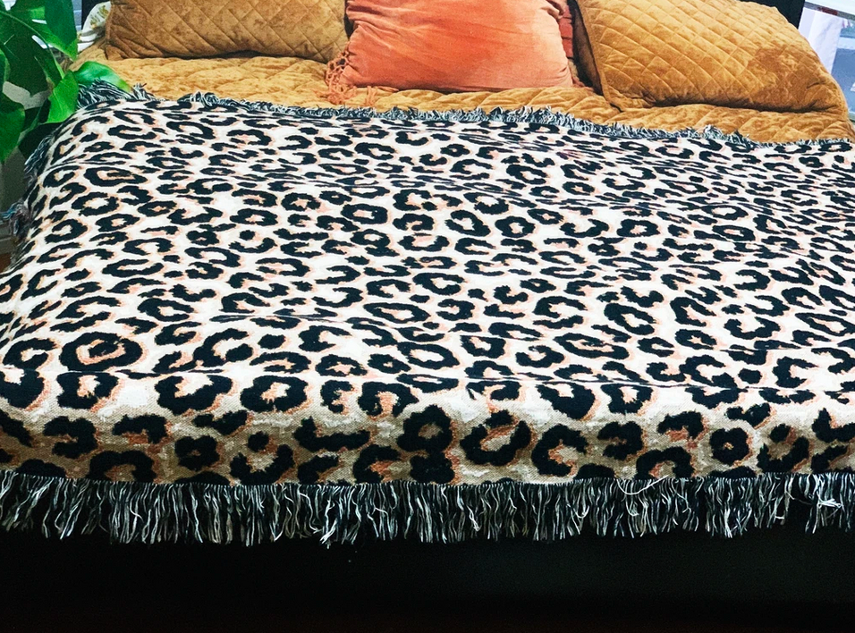 LEOPARD DOESN'T CHANGE HER SPOTS // 60x80 WOVEN FRINGE BLANKET