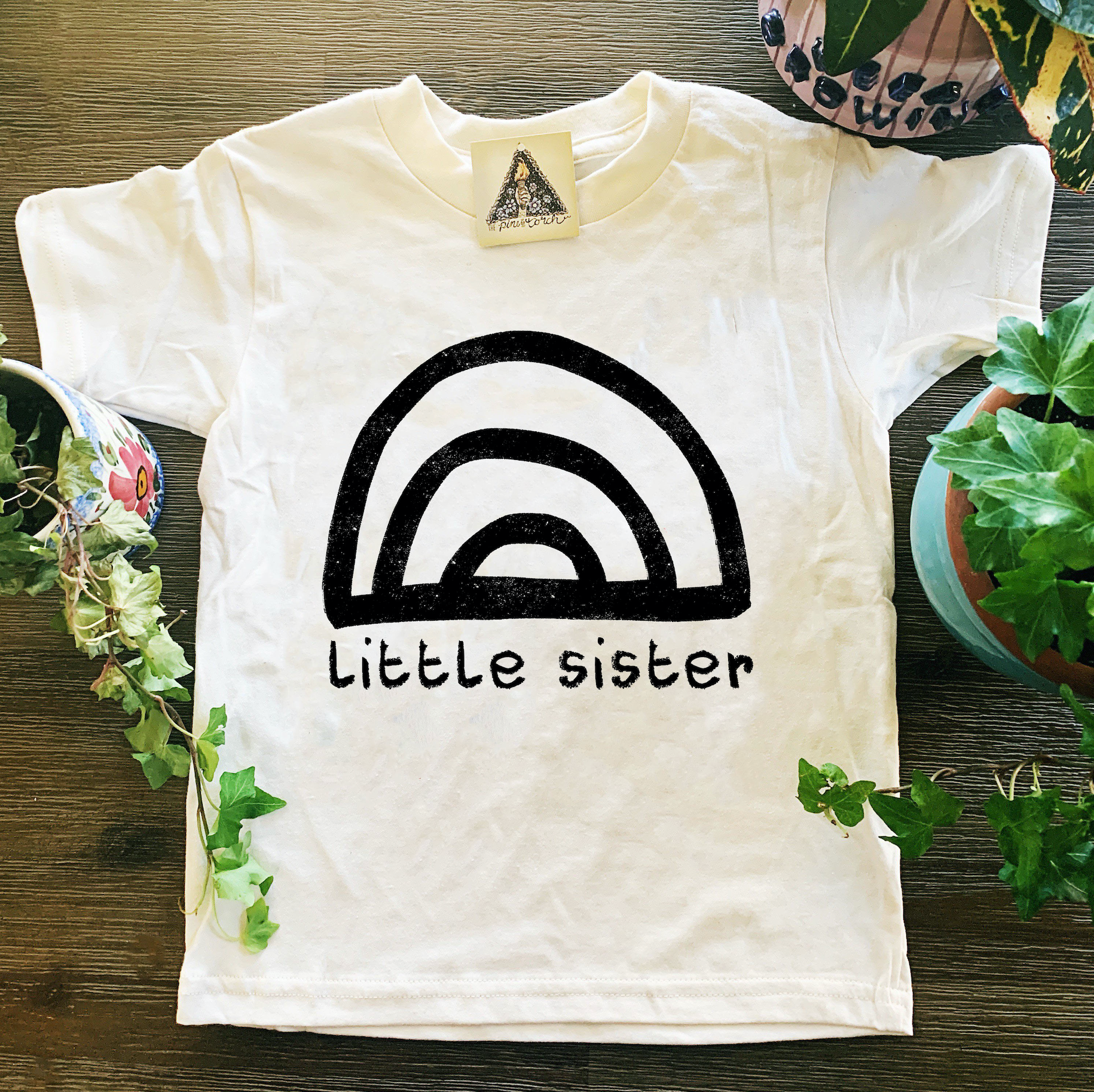 « BIG SISTER RAINBOW CRAYON SCRIBBLE » KID'S TEE