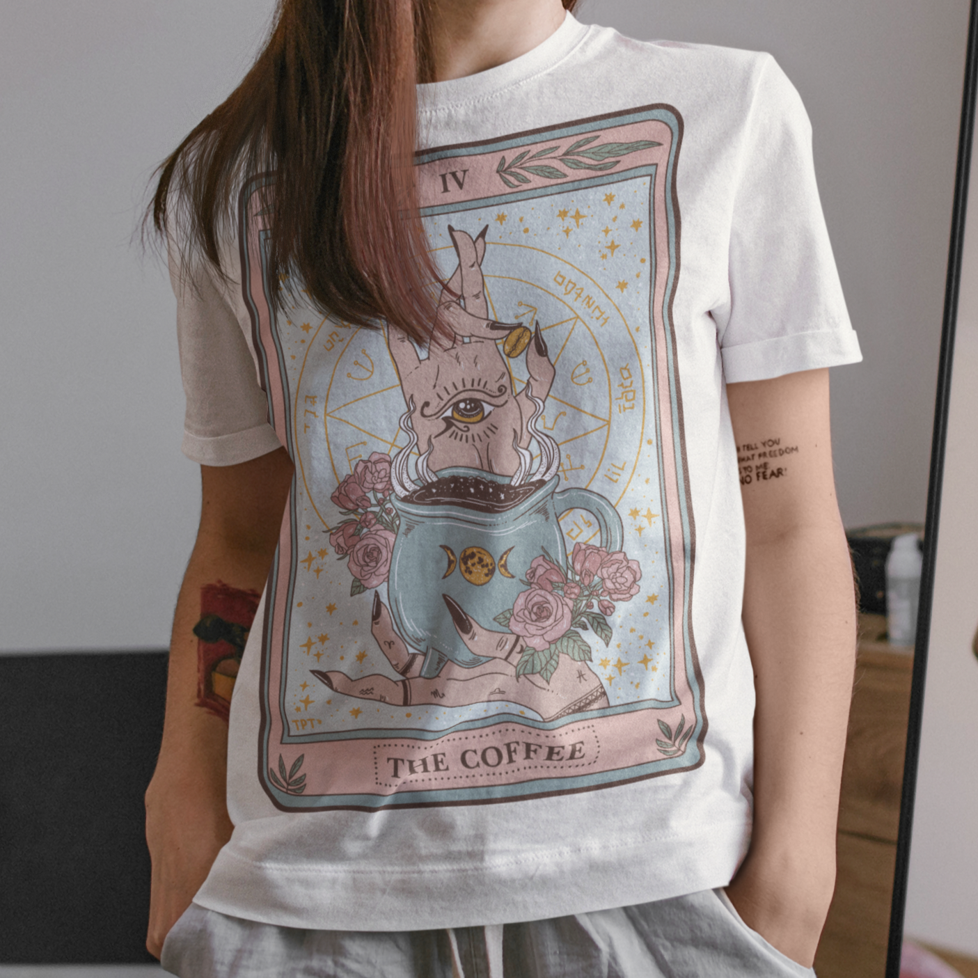 « THE COFFEE (in color) » SLOUCHY OR UNISEX TEE