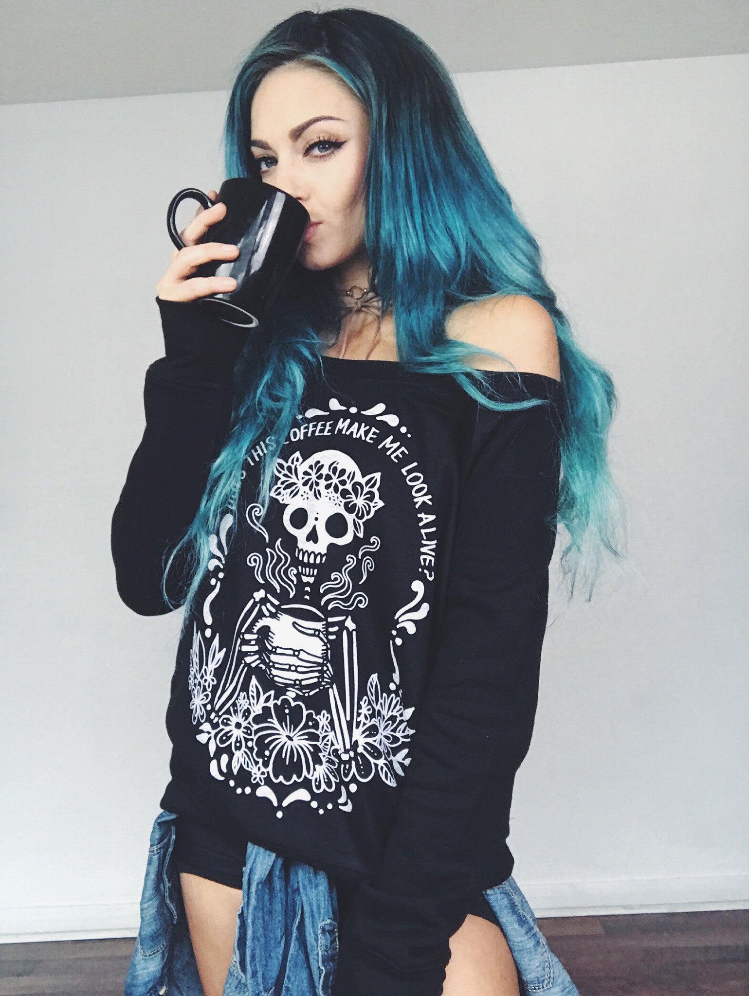 « COFFEE SKELETON » WOMEN'S SLOUCHY WIDENECK SWEATSHIRT