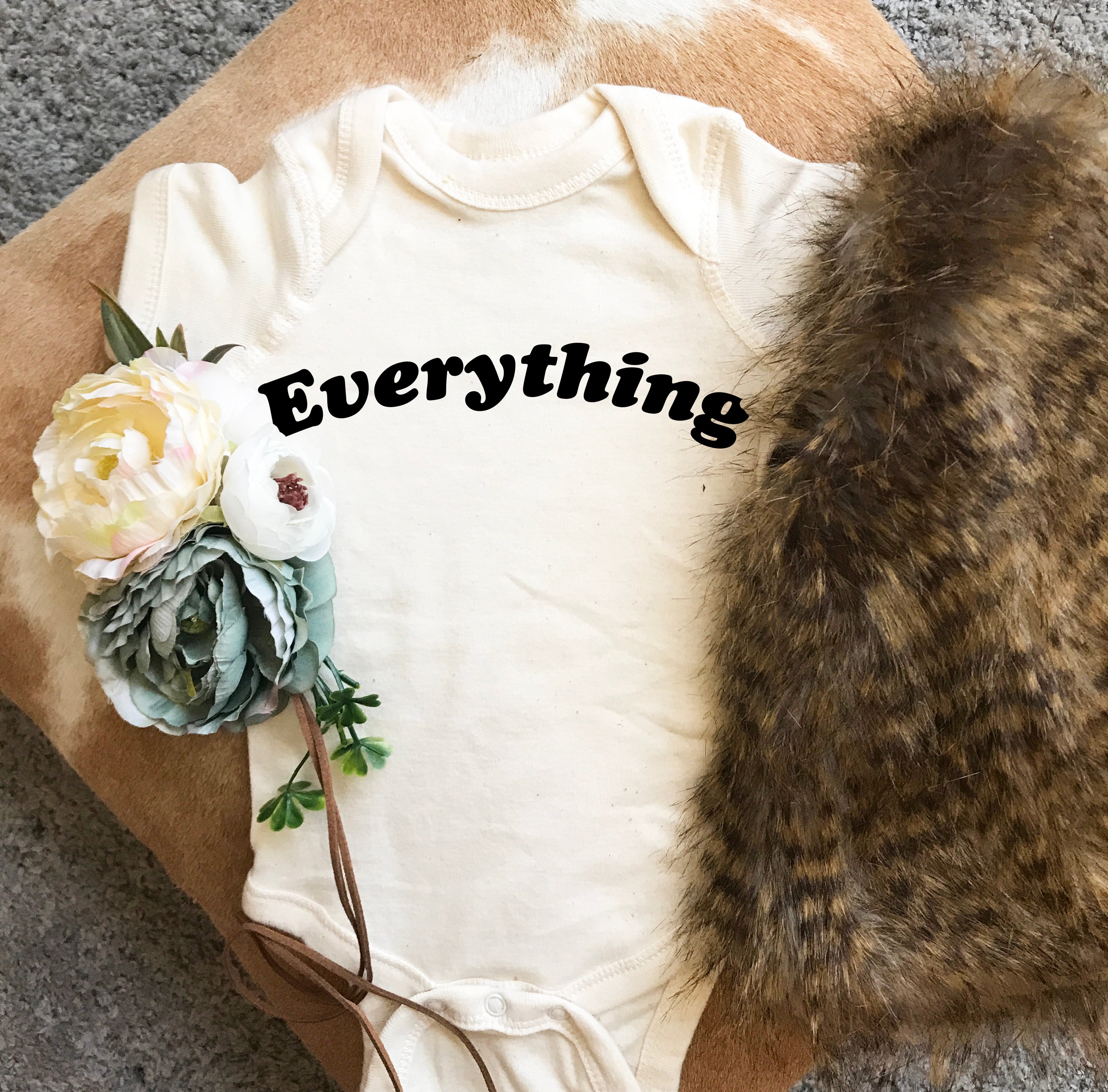 « EVERYTHING IS GOING TO BE F*CKING AMAZING » CREAM UNISEX TEE