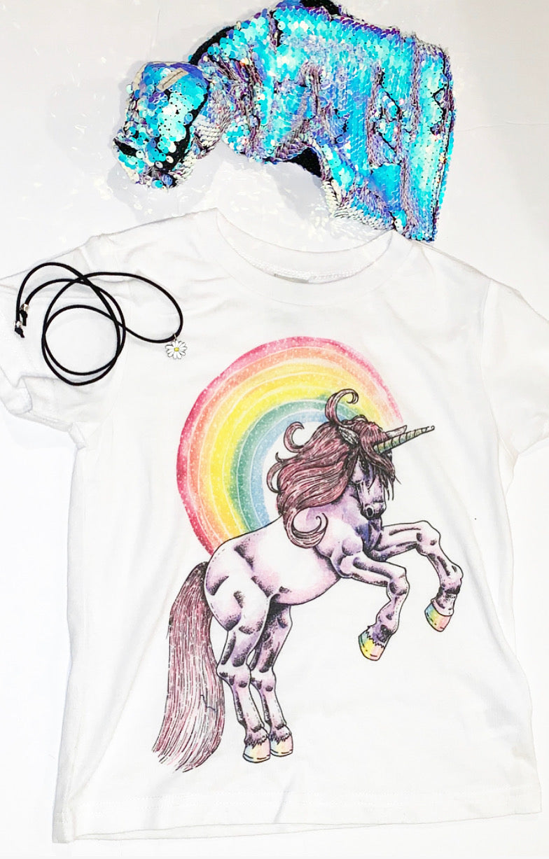 SPECIAL EDITION « UNICORN MAGIC MUSE BOX » UNICORN TEE, SEQUIN TOPKNOT, CHOKER