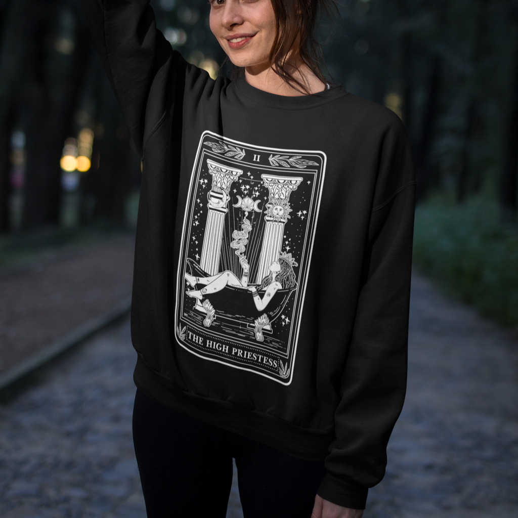 THE HIGH PRIESTESS // PULLOVER