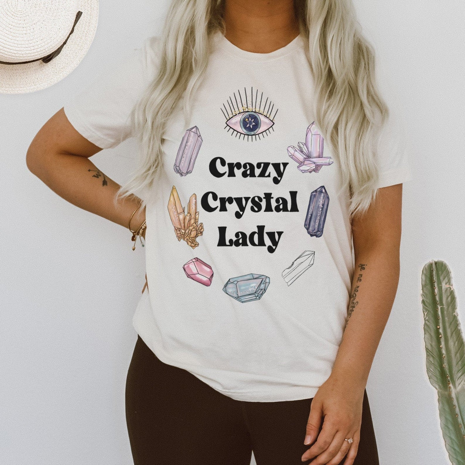 « CRAZY CRYSTAL LADY » CREAM UNISEX TEE