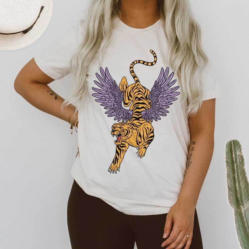 « TIGER WITH WINGS » UNISEX TEE