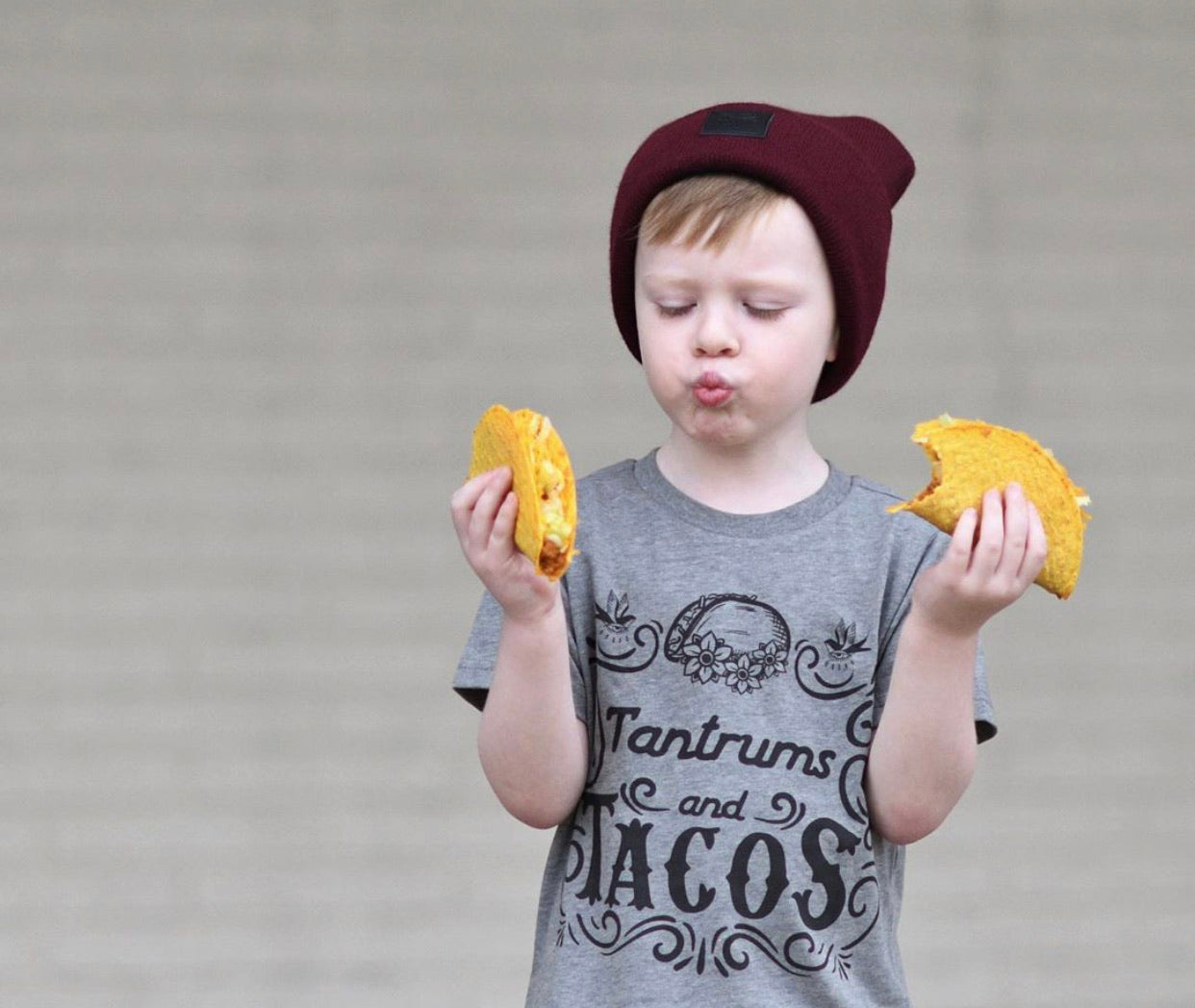 « TANTRUMS AND TACOS » CREAM KID'S TEE