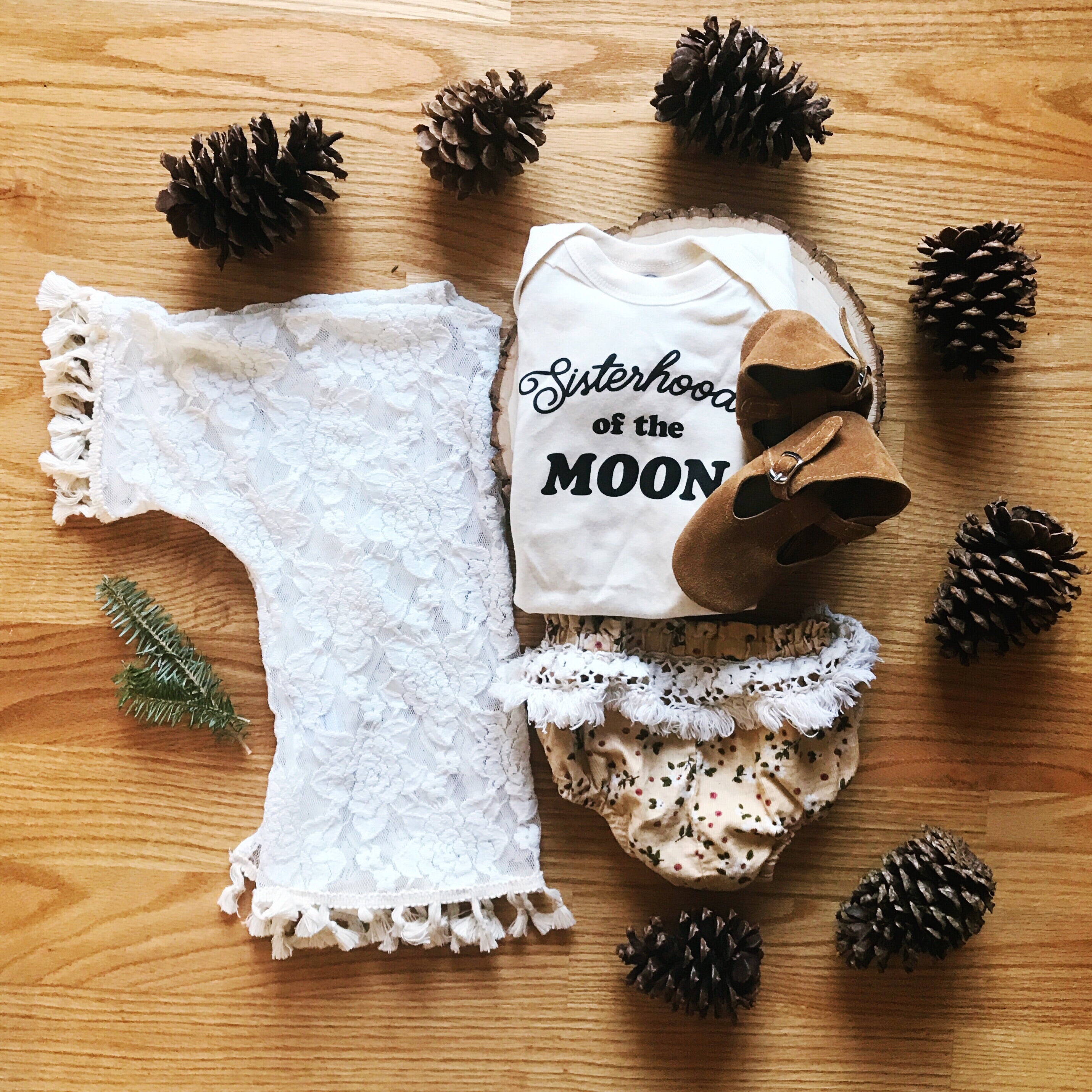 « SISTERHOOD OF THE MOON » BODYSUIT