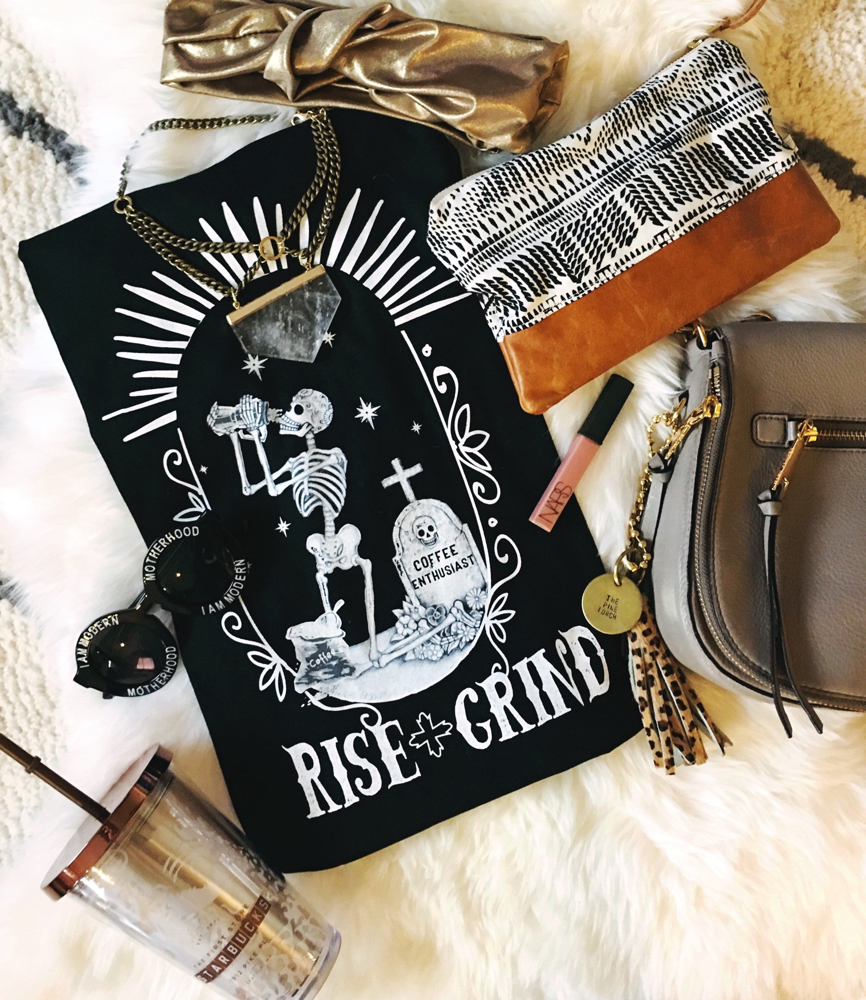 « RISE AND GRIND » WOMEN'S SLOUCHY OR UNISEX TEE