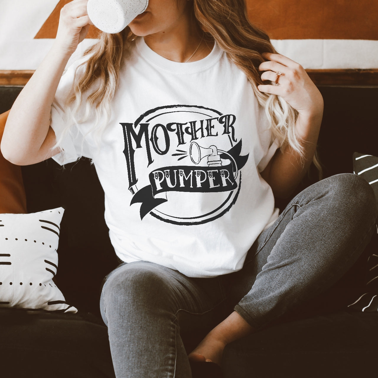 « MOTHER PUMPER » UNISEX TEE