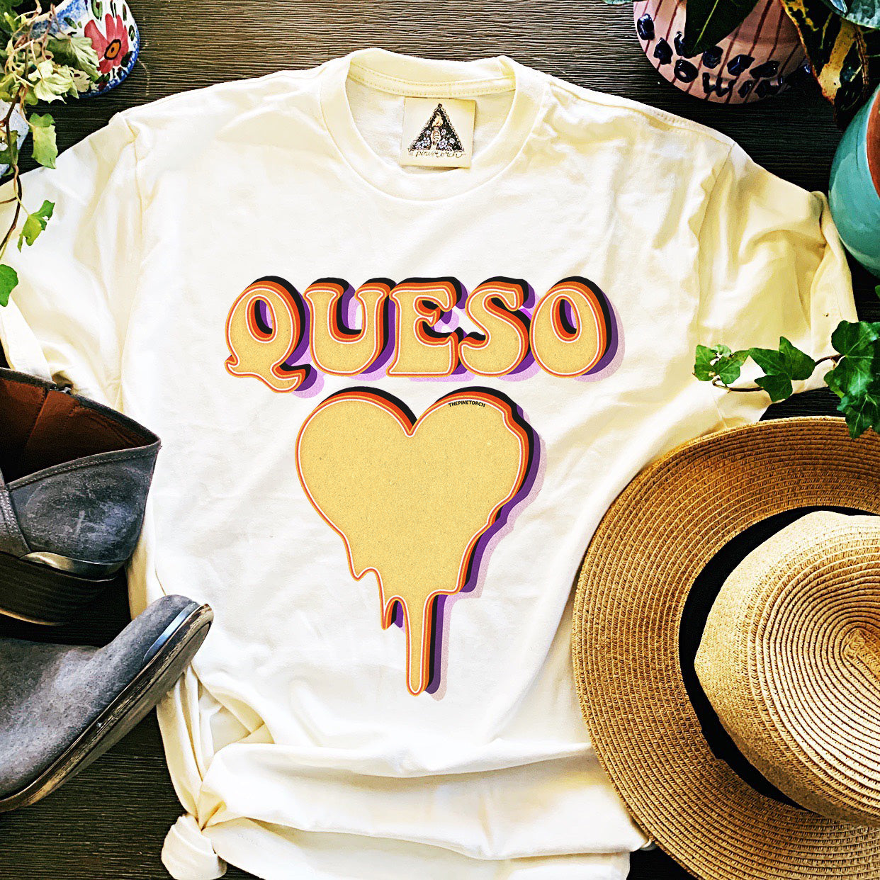 « QUESO LOVE » CREAM UNISEX TEE