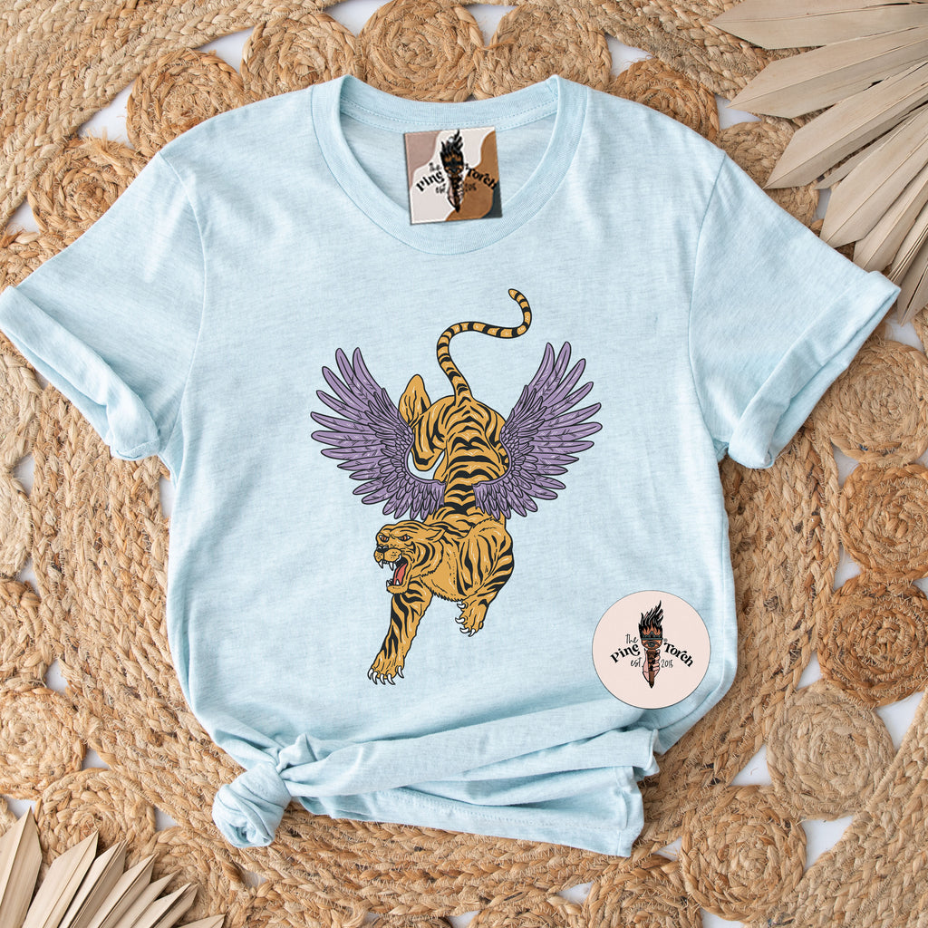 TIGER WITH WINGS // UNISEX TEE