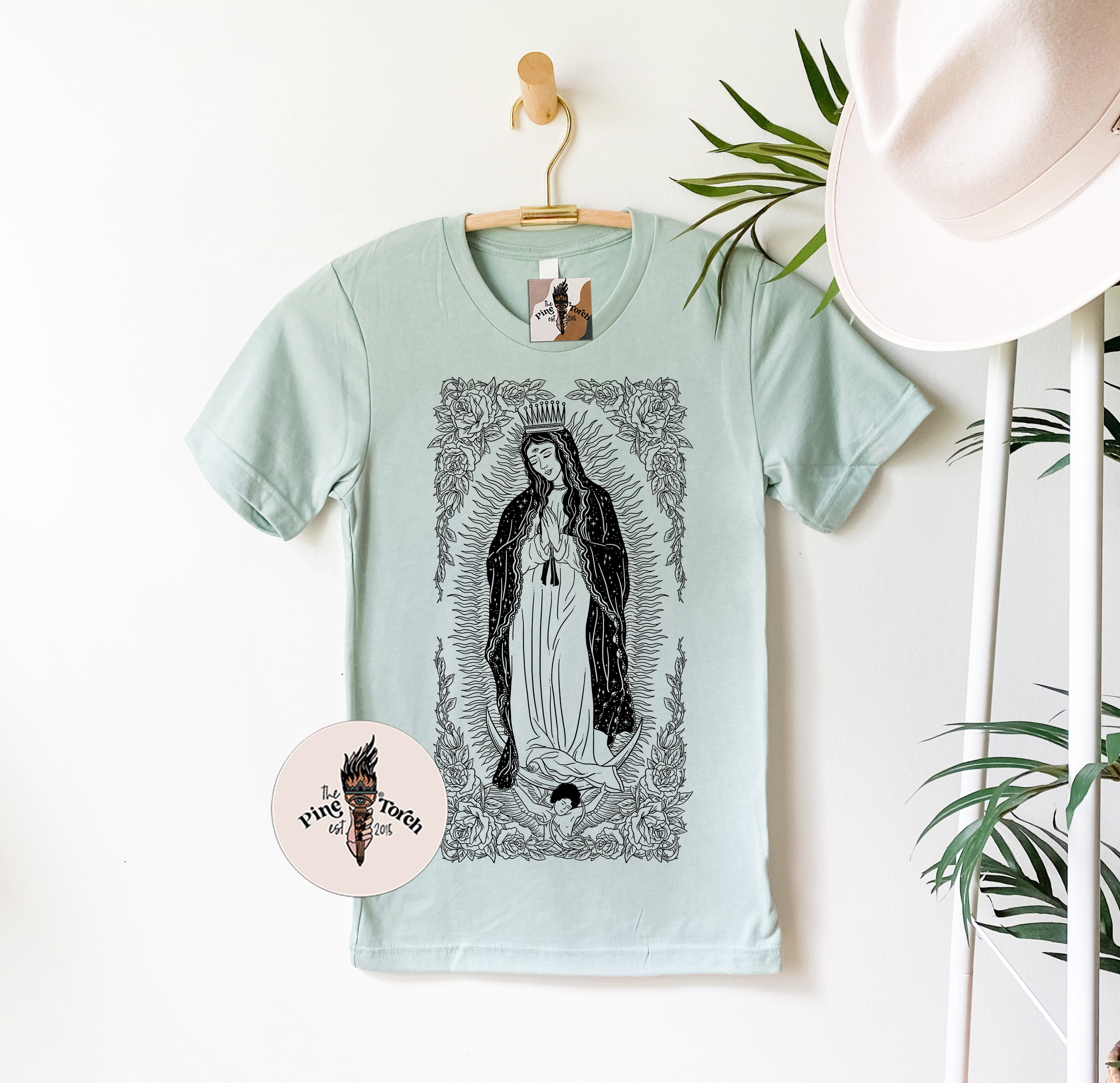 « VIRGIN MARY / GUADALUPE (Gothic) » UNISEX TEE